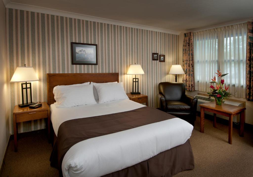 Maritime Inn Antigonish Room photo